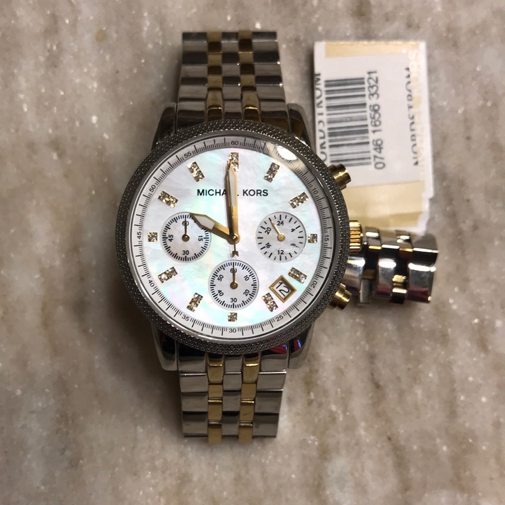 Michael Kors MK5057 Womens Quartz Watch